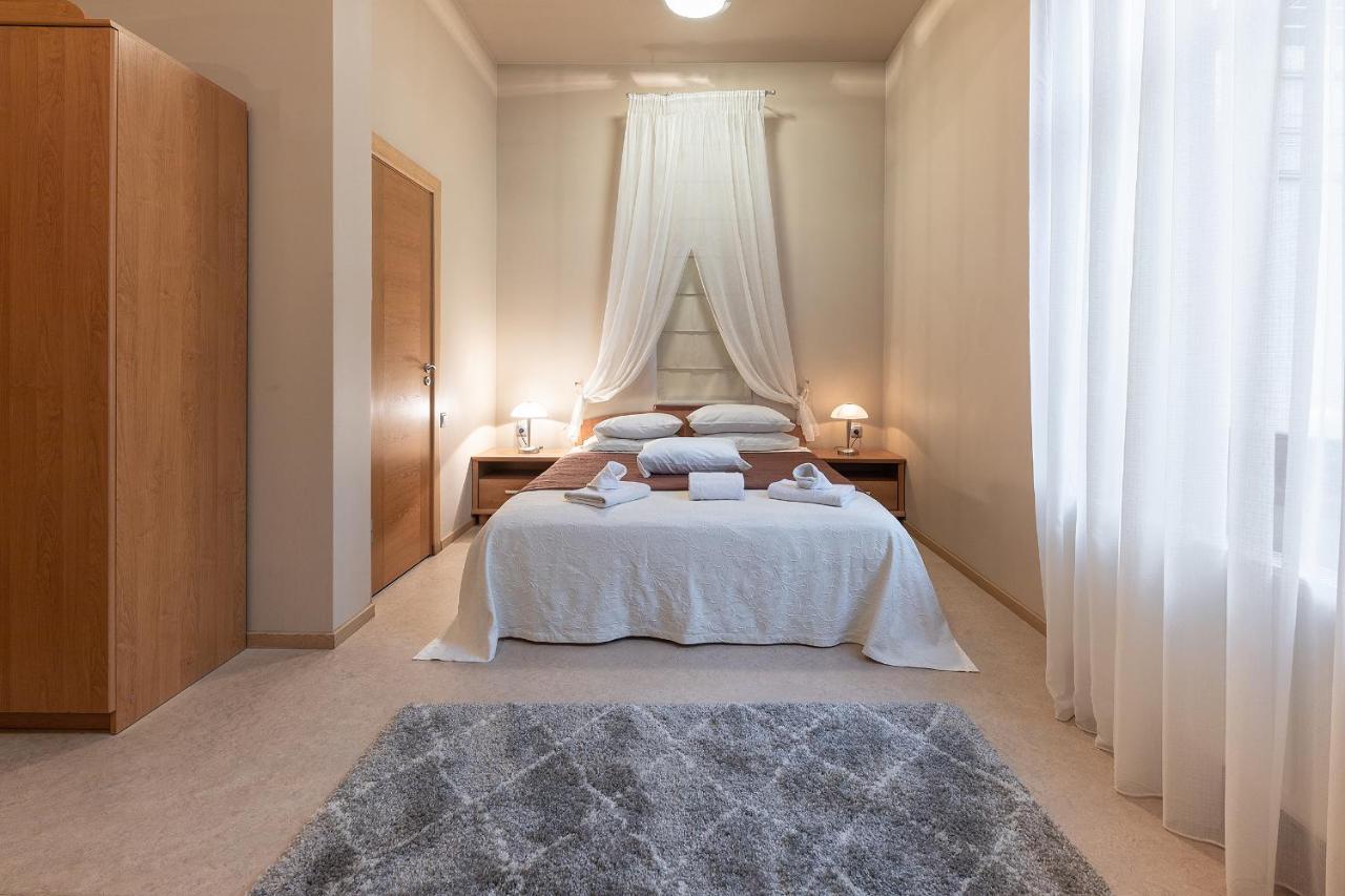 Room In Bb - Valensija - Suite For Two In Nice Hotel Jurkalne Zewnętrze zdjęcie